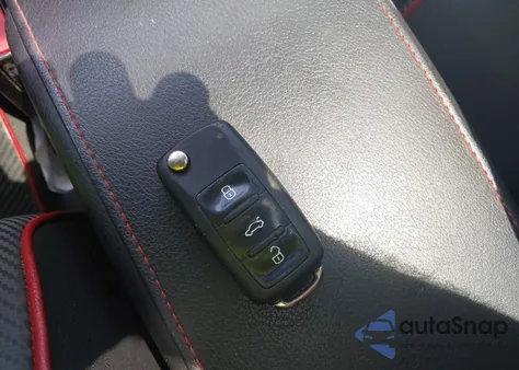 2014 Volkswagen Jetta Gli Edition 30 W/Nav from USA, damaged, VIN 3VW4S7AJ2EM288696